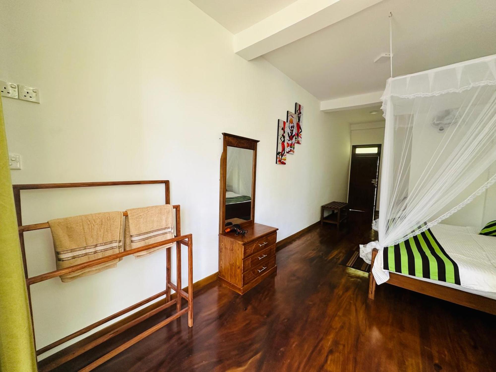 River Splendour Home Stay Ella Ngoại thất bức ảnh