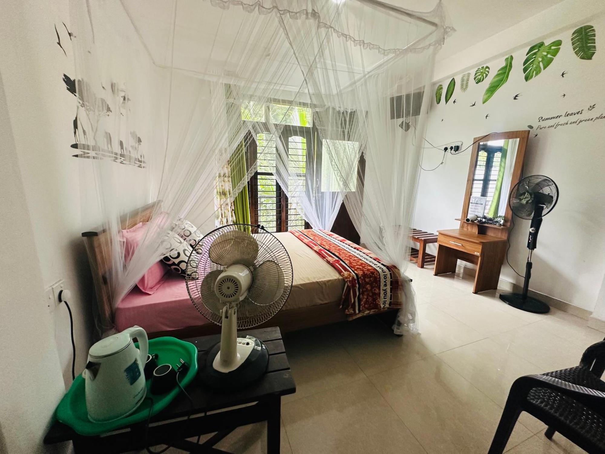 River Splendour Home Stay Ella Ngoại thất bức ảnh